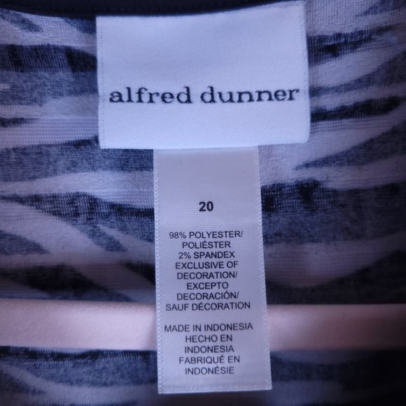 Alfred Dunner Women's Size 20 Lightweight Full Zipper Jacket Zebra Ruffle Layers - Picture 2 of 7